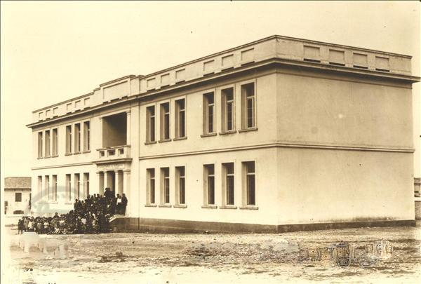 Venizelos school in Kaisariani