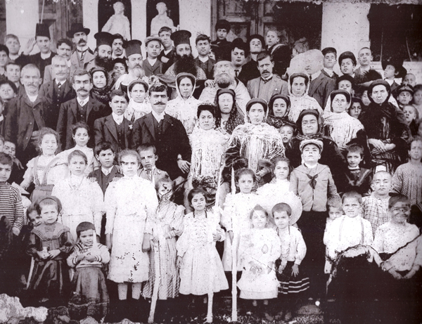 Γάμος του Ευάγγελου Σταύρου Κάκουλα και της Τριανταφυλλιάς Μιχαήλ Μαλλή, 23 Φεβ. 1910