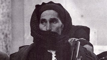 Γυναίκα και λύρα